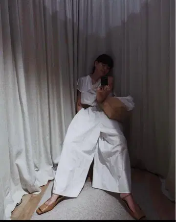 미사용 새상품 에트레토쿄 내로우 스트랩 가죽 메쉬 뮬 카멜 38
