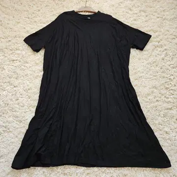 유니버셜 세븐 롱 원피스 블랙