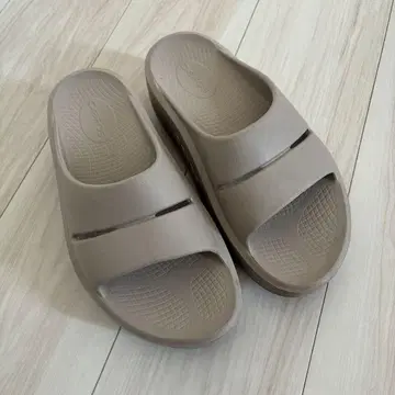OOFOS/OOmega OOahh [리커버리 샌들] 25SS