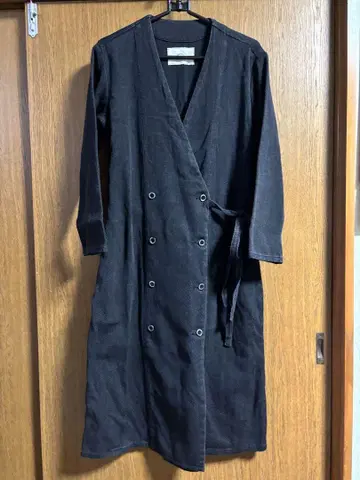 OUTIL 블랙 랩 롱 코트 O 사이즈