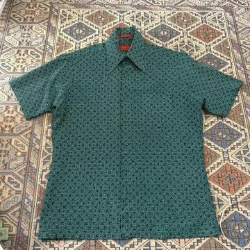 70년대 70년대 Sears KINGSROAD 기하학 패턴 반팔 셔츠