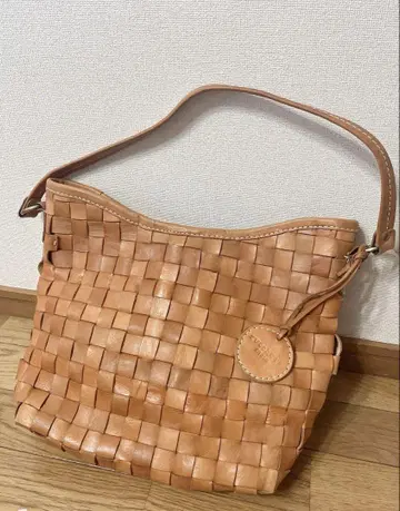 Zucchero Filato 가죽 뜨개질 숄더백