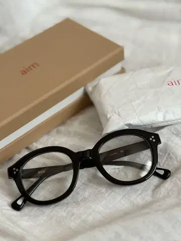 aim [에이무] 안경