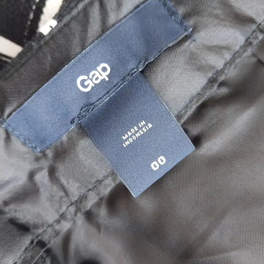 Product Details - 8