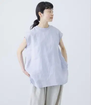 택 포함 새상품 카구레 린넨 프렌치 크루넥 어반 리서치 도어스