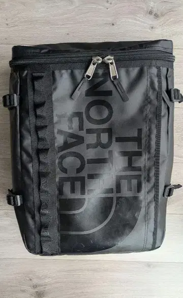 THE NORTH FACE 블랙 백팩 NM81357