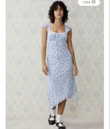 Urban Outfitters 꽃무늬 원피스