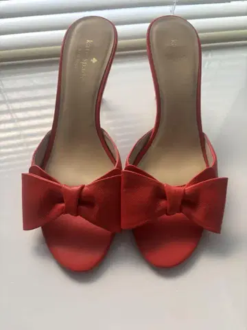 kate spade 리본 포함 레드 뮬
