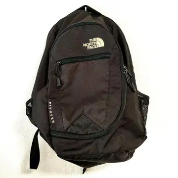 THE NORTH FACE PIVOT 백팩 블랙