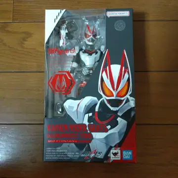 S.H.Figuarts 가면라이더 기츠 매그넘 부스트 폼 미개봉