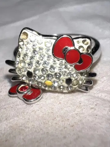 스와로브스키 Swarovski '헬로키티 반지'