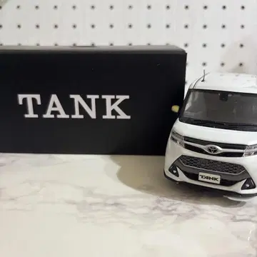 도요타 TANK 미니카 화이트