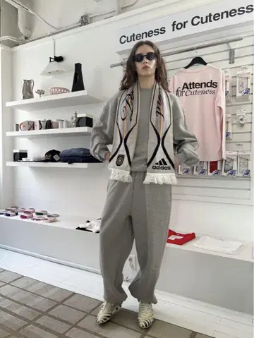 ATTENDS 기본 스웨트 팬츠