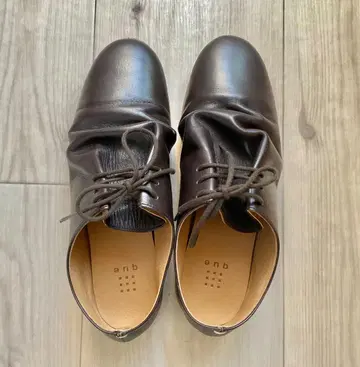 que shoes nost/M 다크 브라운