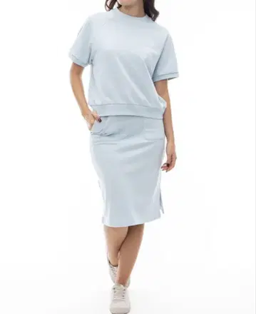 RVCA 루카 스카이블루 반팔 셋업