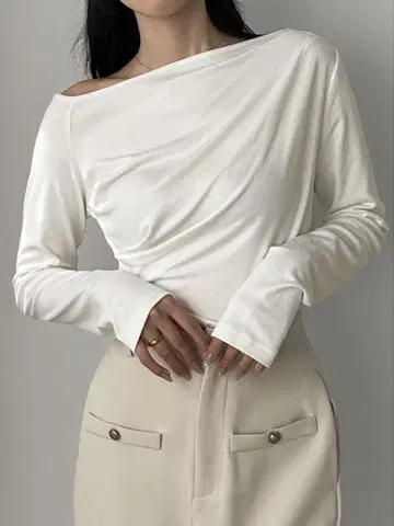 Louere 원숄드 드레이프 티셔츠