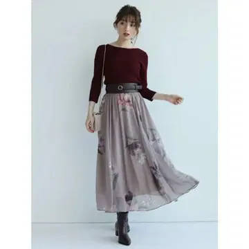 아푸와이저 리셰 시어 플라워 플레어 스커트