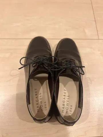 마가렛호웰 레이스업 슈즈