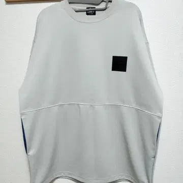 twoWay 엠보싱 가공 CAMP7 그레이 티셔츠