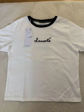 미사용 새상품 Lacoste 자수 로고 티셔츠 사이즈 38