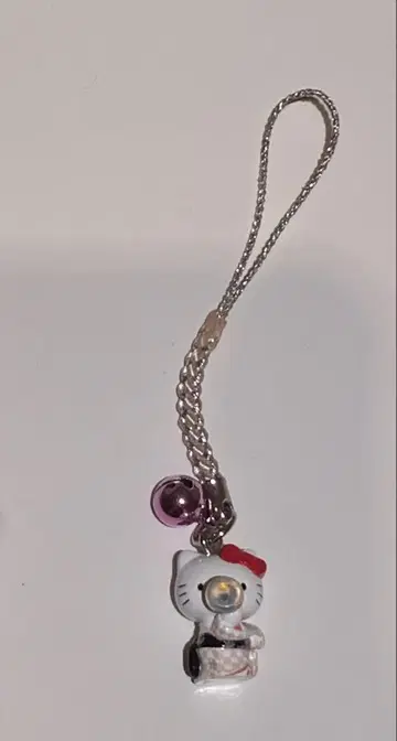 헬로키티 스트랩 방울 포함