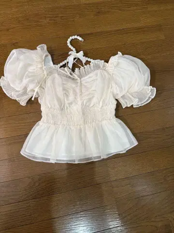 SNIDEL 개더링 프릴 오프숄더 블라우스 WHT 컨디션 최상 정품