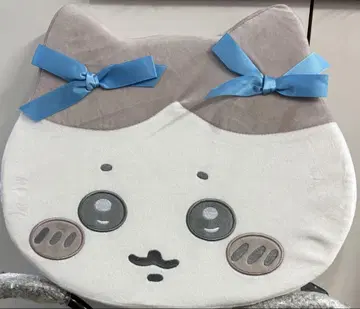 치이카와 하치와레 리본 포함 고양이 얼굴 쿠션