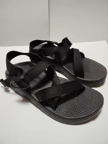 Chaco 블랙 스포츠 샌들