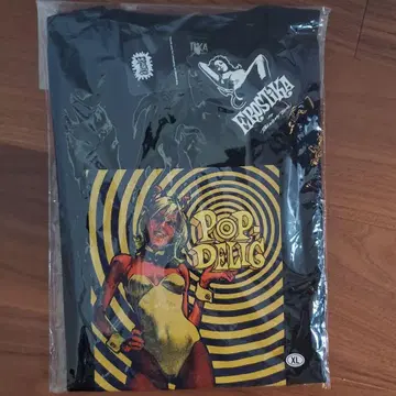 POP-DELIC GIRL" T-SHIRT 블랙 XL
