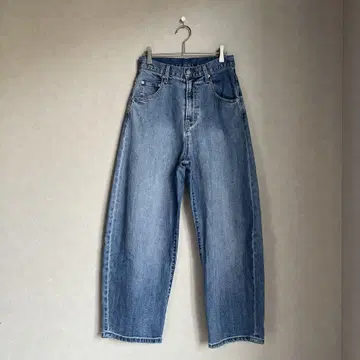 밴야드 스톰 코쿤 레그 데님 팬츠 사이즈 0 (S~M 상당)