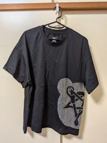 HIPANDA 블랙 티셔츠 스톤 장식 HYDE LArc