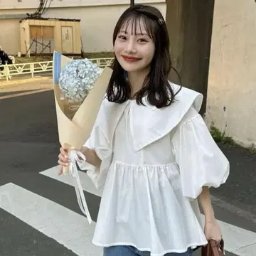 hinari 히나리 빅 칼라 페플럼 블라우스 아이보리 미개봉 새상품