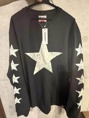EXTRAORDINARY 스타 롱 슬리브 차콜