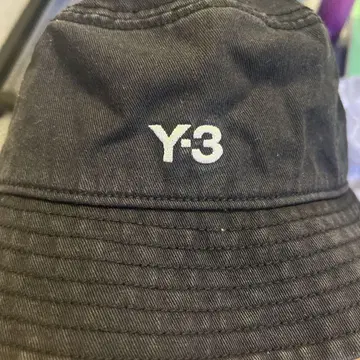 Y-3 블랙 버킷 햇