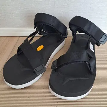 SUICOKE Vibram 밑창 투톤 컬러 스포츠 샌들