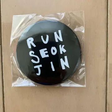 BTSJIN #RUNSEOKJIN_EP.TOUR in JAPAN 캔뱃지
