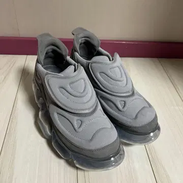 그라운즈 무피 나자카 26cm