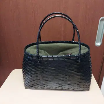 블랙 바스켓 토트백, 복조리 포함