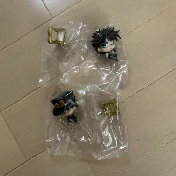 죠죠의 기묘한 모험 가챠가챠 피규어