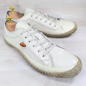 스핑글 무브 26.5cm 아이보리 화이트 계열 심플 캐주얼