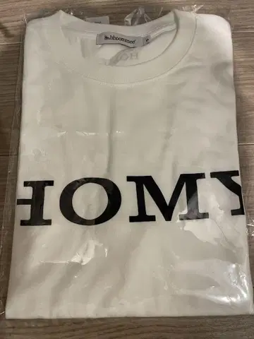 hhoommeee HOMY 프린트 티셔츠 S 사이즈