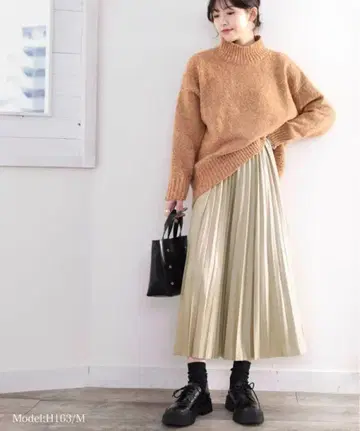 택 포함 새상품 클래식 엘프 새틴 플레어 롱 스커트 그레이지 XL