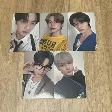 TXT TOGETHER 유니버셜 라키드로 트레이딩 카드 세트