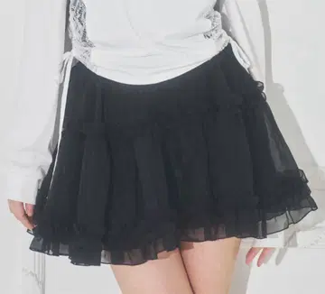 Lovilyn 츄루파니에 스커트 블랙