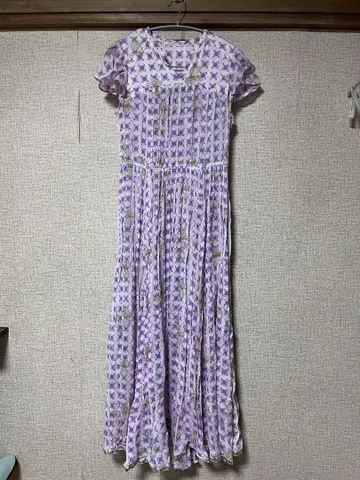 보라색 꽃무늬 체크 무늬 롱 원피스