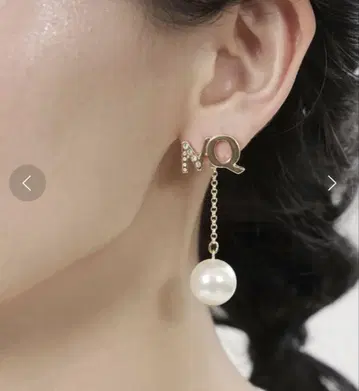 MARYQUANT 마리콴트 MQ 로고 비즈 귀걸이