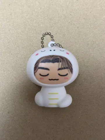 와타나베 렌 2025 NEWYEARGOODS 인형옷 키링 레어