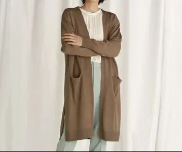 로트레아몽 롱 가디건 카멜 골드