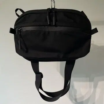 새상품급 Aer Day Sling 3 MAX