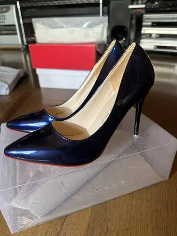 네이비 스틸레토 하이힐 힐 높이 10.0cm